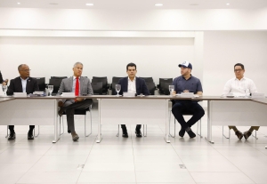 Reunión junto a los directores de las Coraa del pais